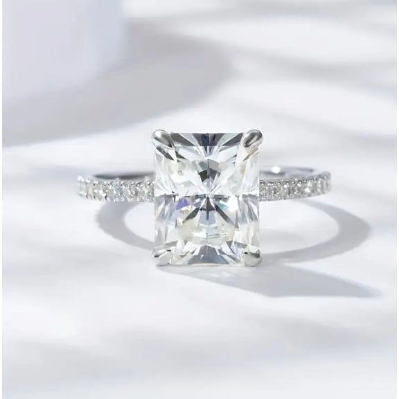 KohinoorGems 3 Carat Moissanite 18K White Gold Plated Sterling Silver Ring for Women, Engagement Wedding Valentine's Day Wedding Anniversary Birthday Gift Ideas