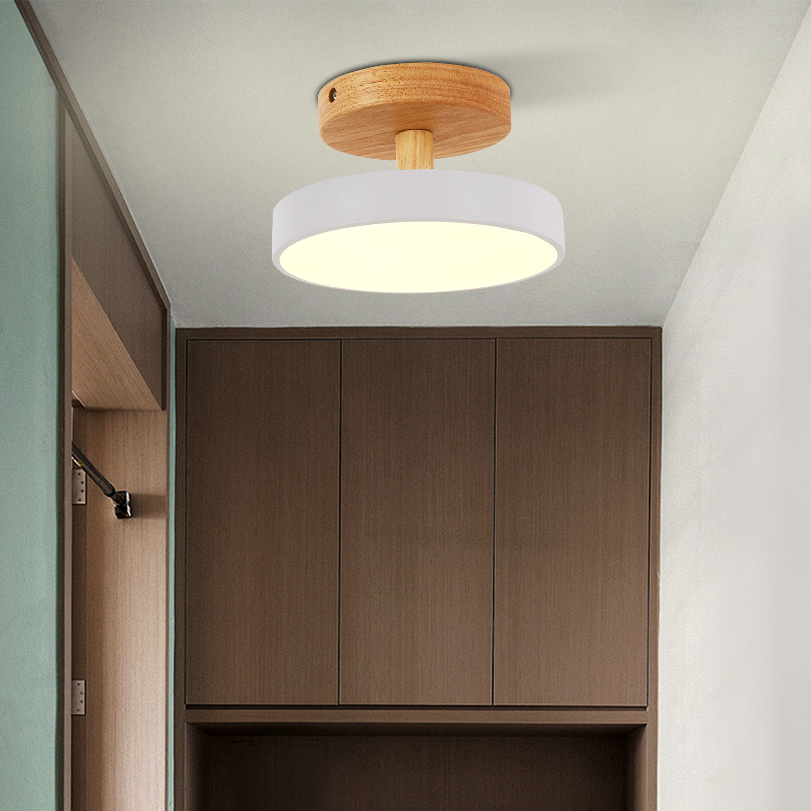 3-Light Color Ceiling Light with Enclosed Acrylic Shade – 3-5m² Lighting Area, Easy Ceiling Mount, White Finish – for Hallways & Cafes