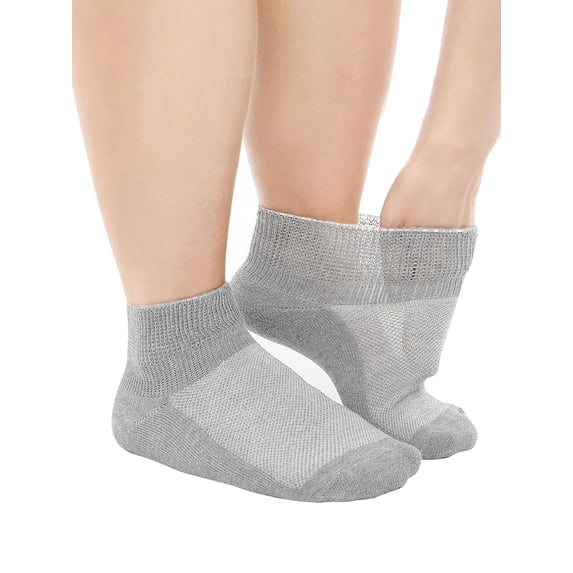 3-Pack Low Cut Socks for Diabetics Men Women, Moisture-Wicking Wide Calf Socks, Non-Binding & Extra Wide Top (Light Gray)