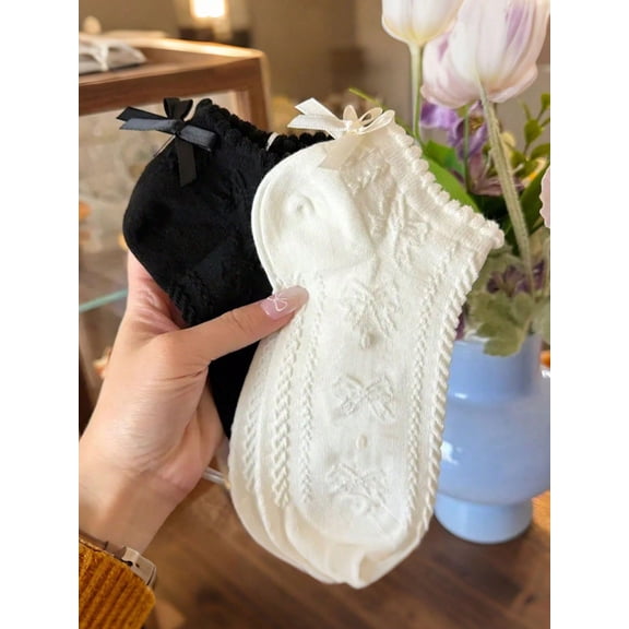 3 Pairs Women's Elegant Sweet Classic Black & White Floral Lace Trim Bow Accent Short Socks, Versatile For Daily Wear
