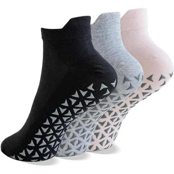 3 Pairs-black/Pink/Light Gray Grip socks Pilates Socks with Grips for Women Non Slip Yoga Socks for Barre Ballet Dance Hospital Barefoot