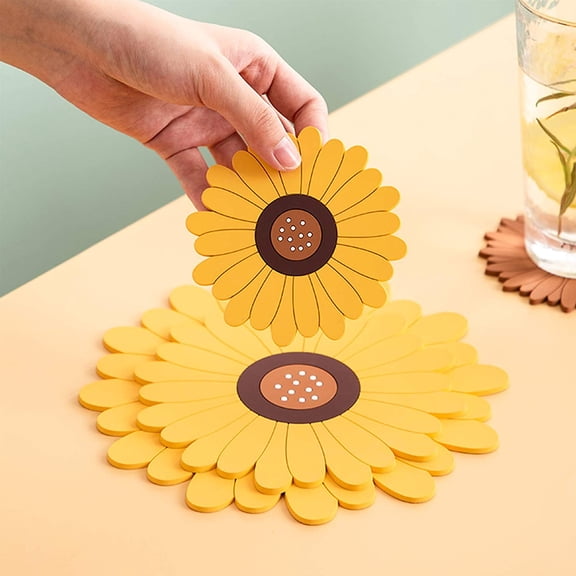 3 Pcs Anti-Hot Trivet Mat，Sunflower Anti-Heat Drinks Coasters， Antislip Heat Resistant Placemat for Hot Dishes, Pots, Pans(3.9in, 6.1in, 7.7in)