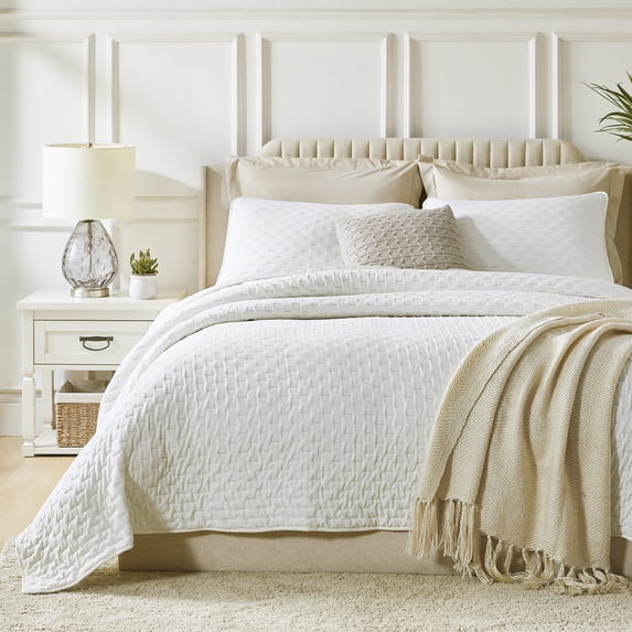 3 Pcs Elegant Solid Color Quilt Set with Envelope Pillowcases, Soft and Lightweight, Queen, White