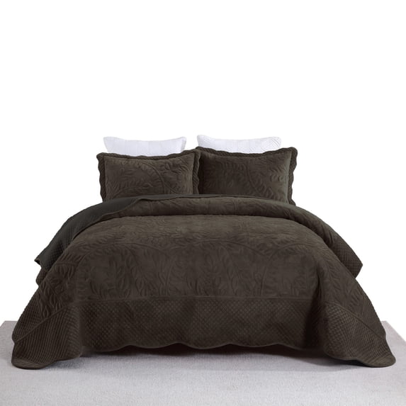 3 Pcs Luxury Velvet Oversized Embroidery Quilted Quilt Set Soft and Plush Bedding Set Includes Quilt and Shams All-Season Comforter