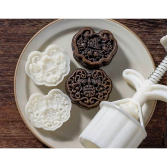 3-Piece Bear Shaped Pastry Embossing Mold Set - Fun Baking Molds for Kids, Cookie Cutters & Fondant Stamps for Birthday Party Decorations