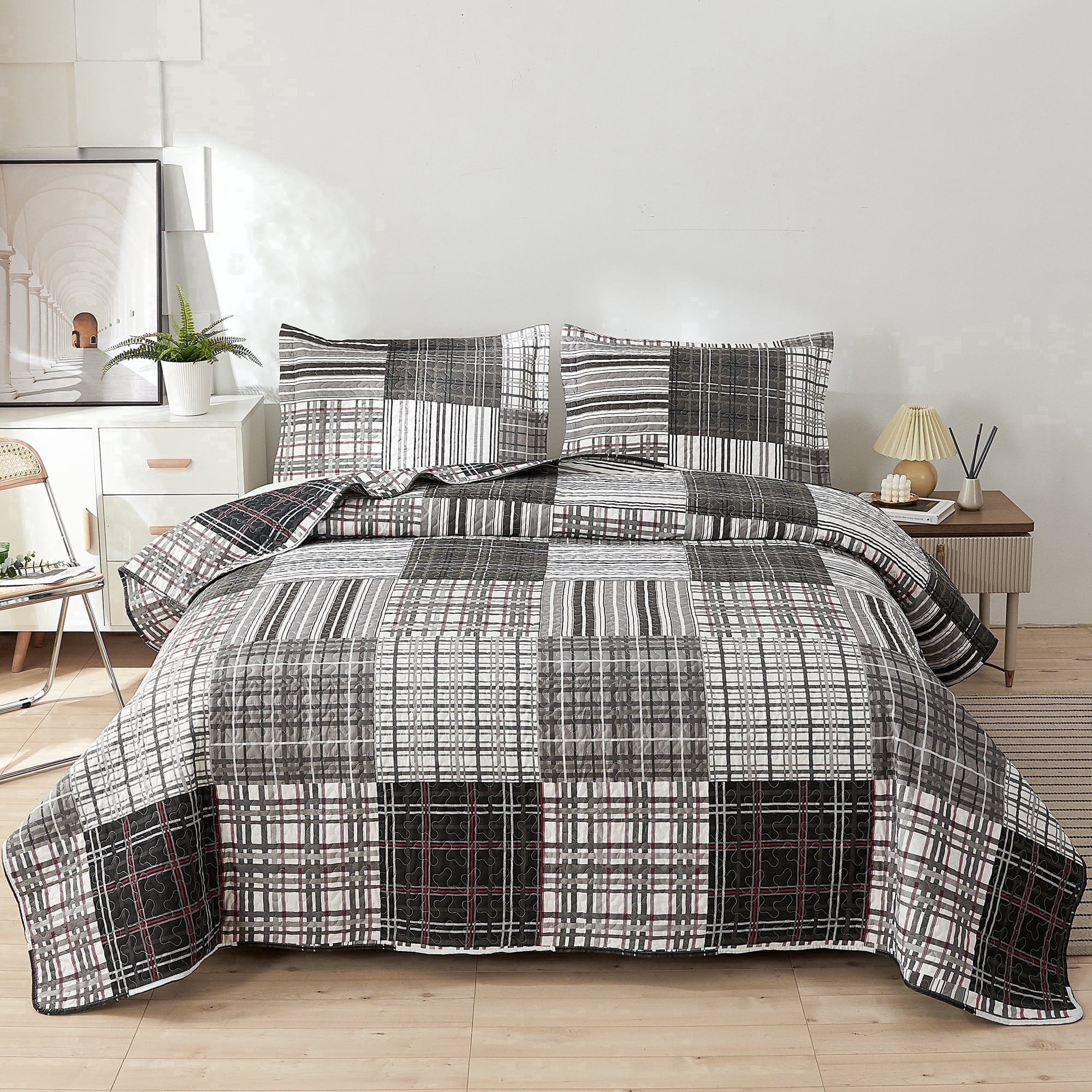 Smuge 3 Piece Reversible Quilt Set, King Size Soft Microfiber Lightweight Bedspread Coverlet, Modern Plaid Patchwork Bedding