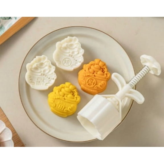 3-Piece Cartoon Bear Hand-Press Embossing Mold Set for Creative Baking, Cookie & Cake Decorating, Non-Stick Food-Safe Silicone
