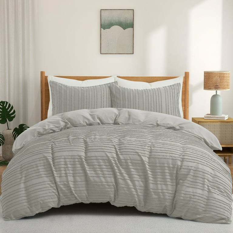 https://i5.walmartimages.com/seo/3-Piece-Duvet-Cover-Set-with-Shams-Luxury-Bedding-Soft-Microfiber_395b24fb-f841-4ea2-9ce8-62989ae40e43.fc654e9a5c0a29238db713886c00706d.jpeg?odnHeight=768&odnWidth=768&odnBg=FFFFFF