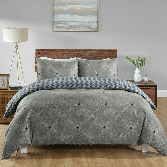 3 Piece Duvet Cover and 2 Pillowcases- Grey Grid Printed, King Size 90" x 104"
