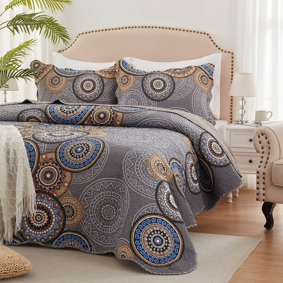 3-Piece Full/Queen Size Bedspread Coverlet Set - Gray Mandala Quilt with 2 Pillow Shams, Microfiber