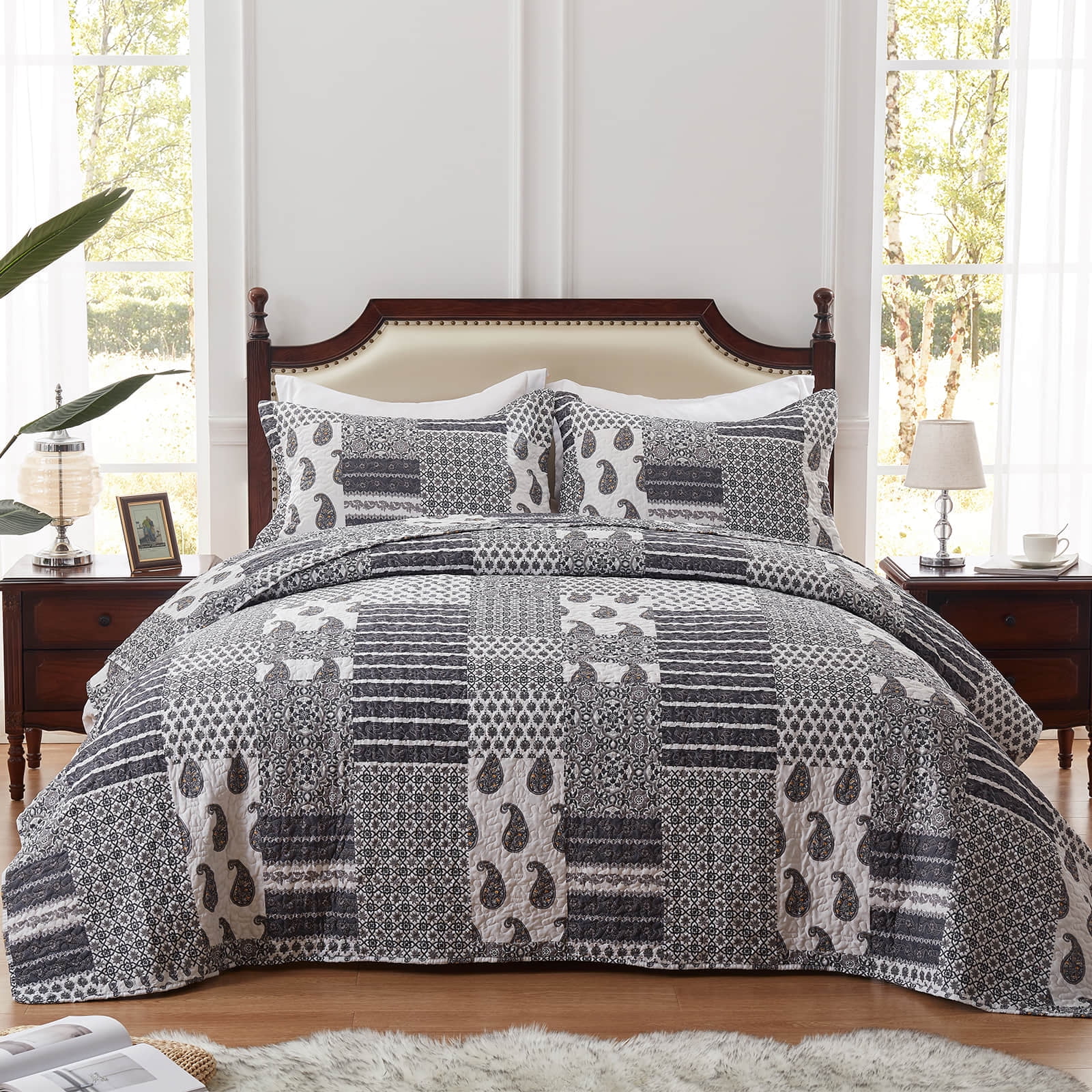 3-Piece King Size Quilt Set - Grey Paisley Bedspread Coverlet with 2 Pillow Shams, Microfiber