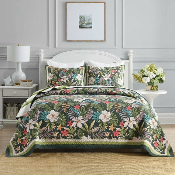 3-Piece Lightweight Polyester Tropical Leaf and Flower Quilt Bedspread Set