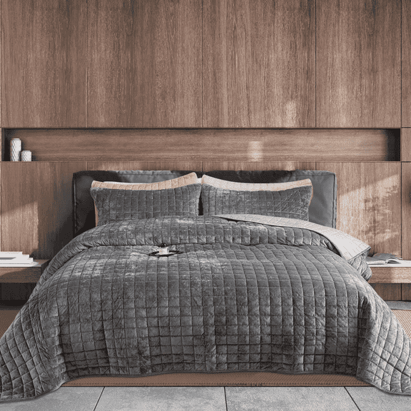 3 Piece Queen Size Quilt Set Lightweight Velvet Comforter Set, Soft Bedspread with 2 Pillow Shams for All Season