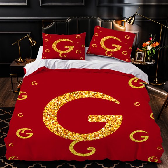 3-Piece Red Duvet Cover Set with Elegant Golden ' G ' Pattern - Luxurious Bedding for Stylish Bedrooms
