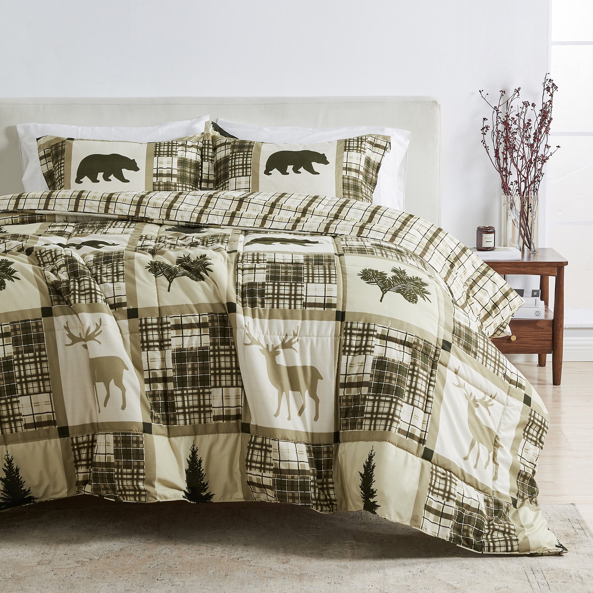 Full/Queen Stonehurst Reversible Down Alternative Microfiber Comforter Set