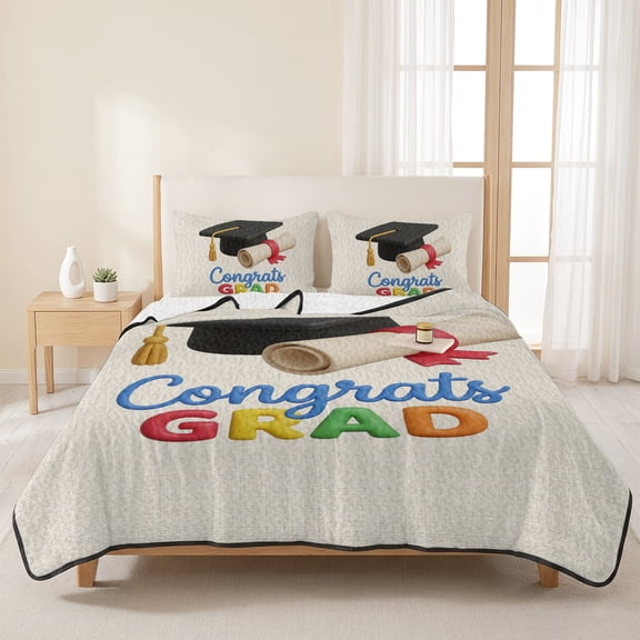 3 Pieces Twin Quilt Set,Cartoon Bachelor's Hat on Beige Soft Bedding Sets with 1 Quilt & 2 Pillow Shams,Congrats Grad Quote Summer Bedspread Lightweight Coverlet Comforter for All Season