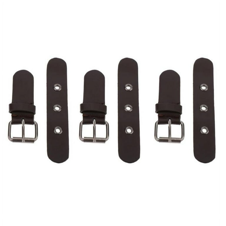 Toggle outlet clasp jacket
