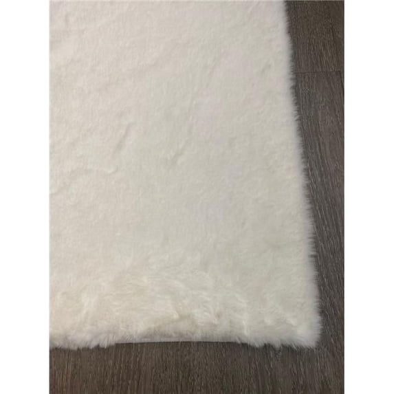 3 ft. x 5 in. White Rectangular Faux Fur Rabbit Rectangle Area Rug
