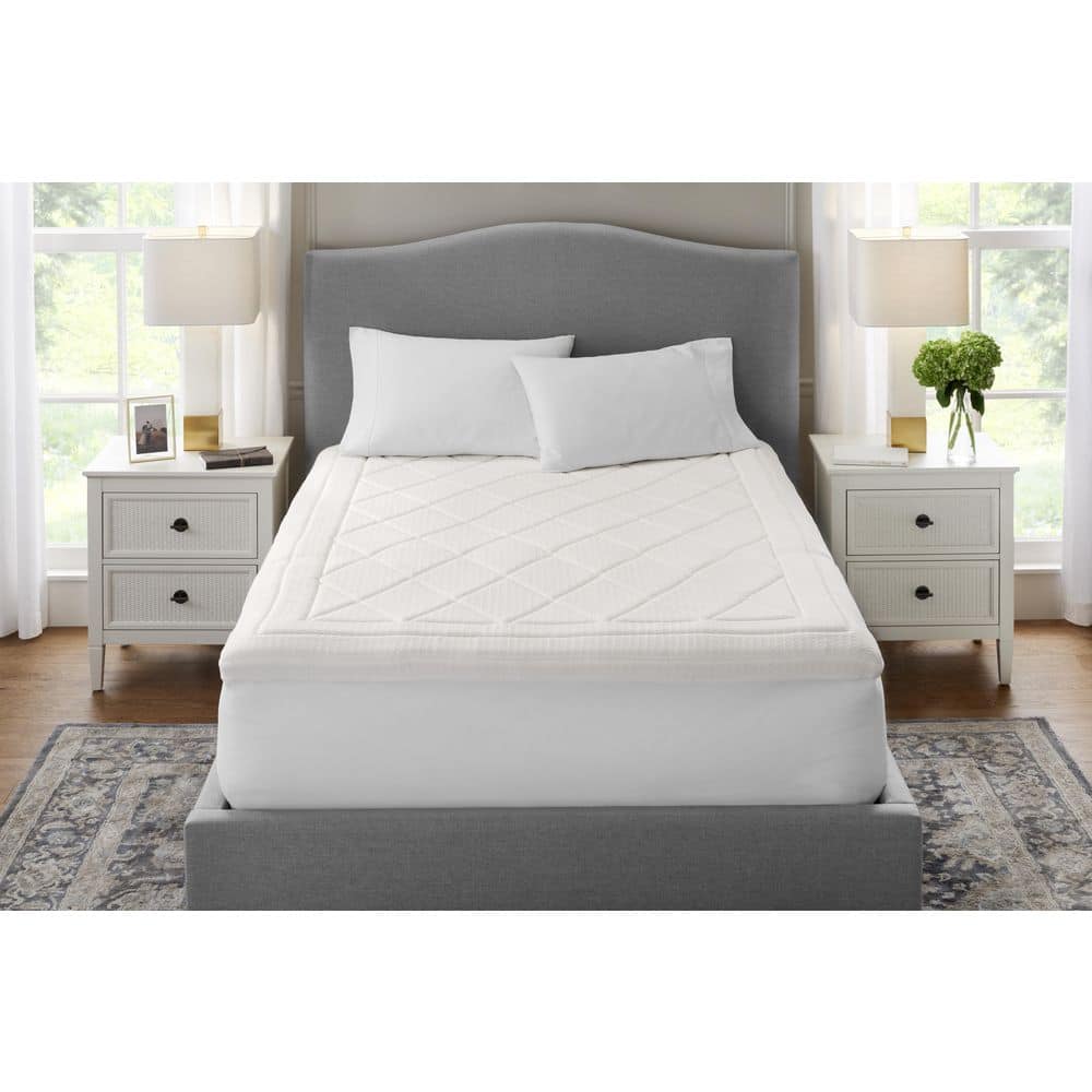 3 in. Queen Quilted Cooling Gel Memory Foam Mattress Topper