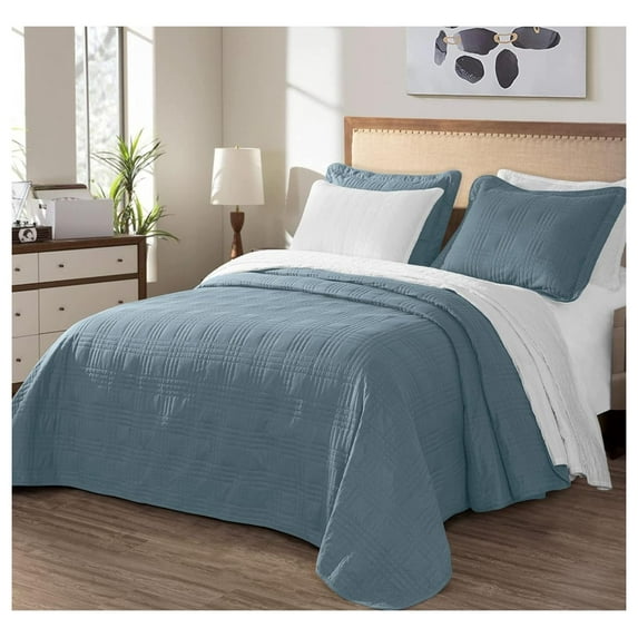 3-piece Oversized Bedspread Coverlet Set (King, Blue)