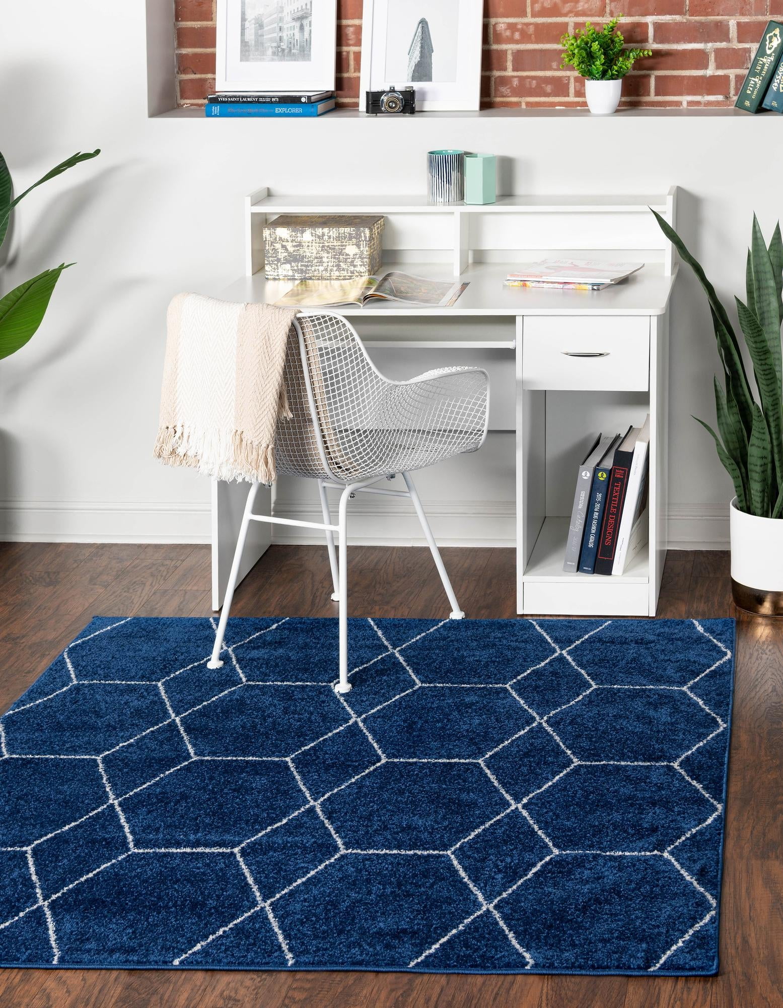 Unique Loom 3' 0 x 3' 0 Trellis Frieze Geometric Navy Blue Area Rug