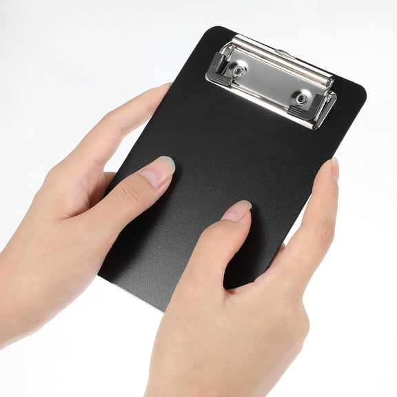 30 Pack Mini Clipboards, 4 x 6 Inch Plastic Memo Clipboards with Low Profile Clip, Pocket-Sized for Notepads, Receipts, Tickets, Suitable for Office, Restaurant, Home Supplies, Black$$Office