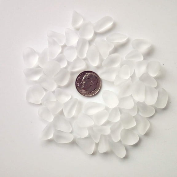 30 Pieces Sea Glass Beads/Beach Glass Beads No Drilled for Jewelry Making (White, Medium(10-14mm Length))