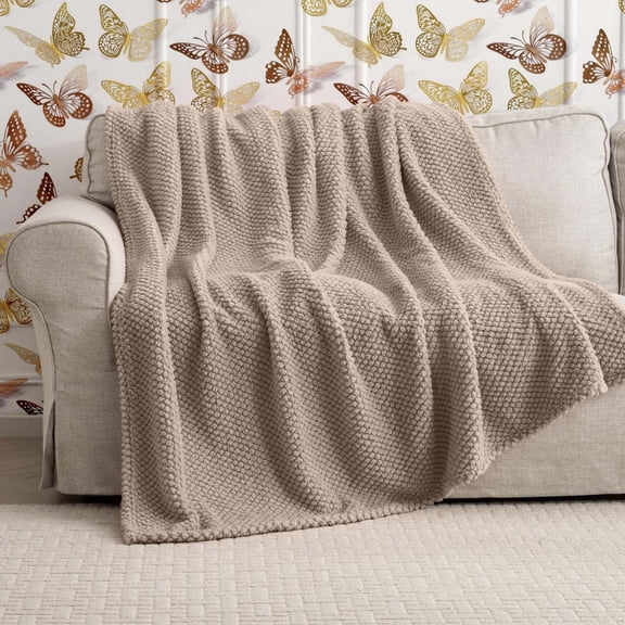 300GSM XL Soft Fleece Blanket for Couch Bed Sofa, Cozy Light Brown Fluffy Throw for Women , Aesthetic Fall Winter Home Decor, 50x70 Inches, Beige