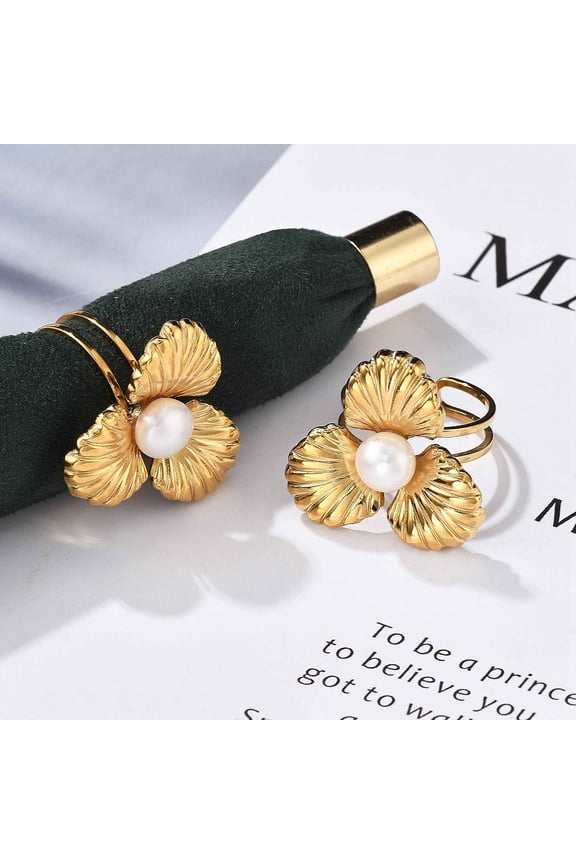304 Stainless Steel Finger Rings with Freshwater Pearl Beads Flower Ion Plating(IP) Real 18K Gold Plated US Size 6(16.5mm)