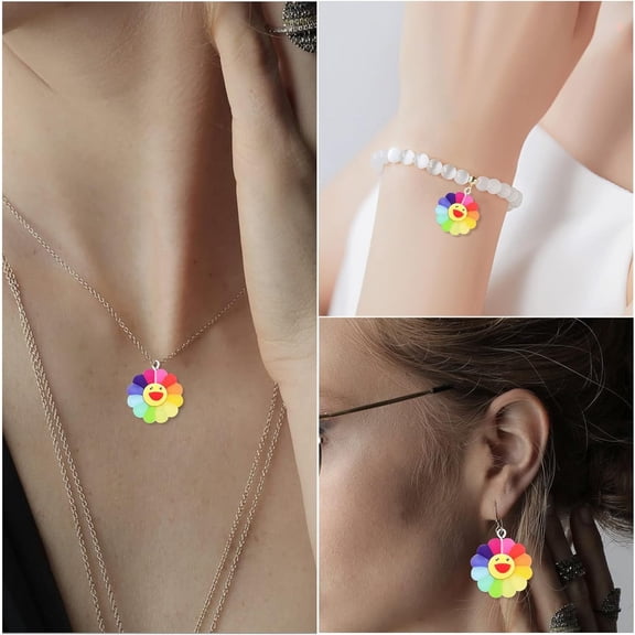 30pcs 3 Sizes Smiley Sunflower Charms Resin Sun Flower Dangle Pendants Smiley Face Charm Jewelry Accessories for DIY Bracelet Necklace Earrings Making