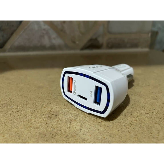 35 Watt 3-Port Fast Charging Car Charger QC 3.0 3.5A USB Ports PD Type-C B4HP (White)