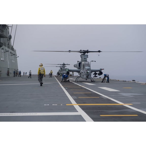 35x24in Photo Paper USMC helicopters conduct deck qualifications on board HMAS Adelaide during RIMPAC 2018