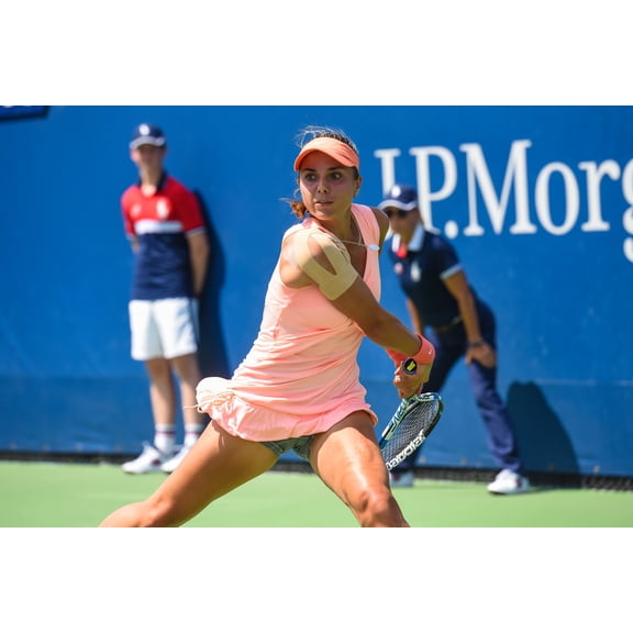 35x24in Viktoriya Tomova 2017 US Open Tennis Qualifying Rounds Polona Hercog 【Photo Paper】