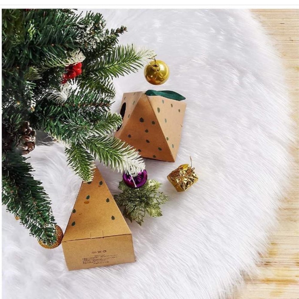 COWIN 36 Inch Christmas Tree Skirt for Christmas Tree Decorations Plush Skirt for Merry Christmas Party, Christmas Tree Decoration Tree Skirt, White
