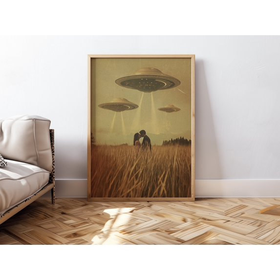 369 Prints Last Kiss Ufo Wall Art Flying Saucer Poster Surreal Wall Art ...