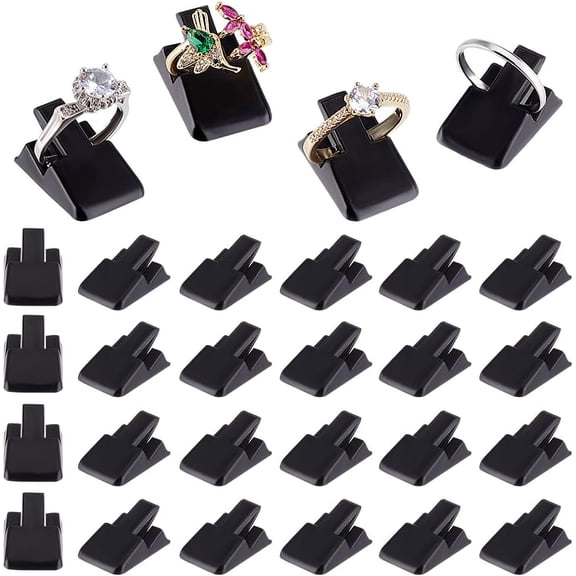 36pcs Black Plastic Ring Holder Small Jewelry Display Clip Ring Clips Stand Single Finger Ring Support Ring Display for Engagement Wedding Rings Bedroom