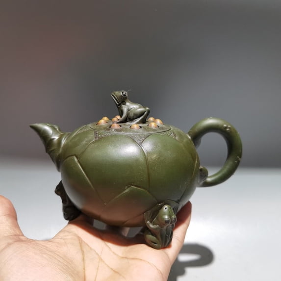 380Frog Lotus Root 6.6"Yixing Zisha Pottery Green Clay