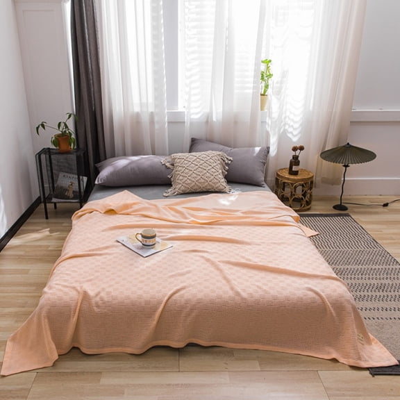 39.3x59in Generic Comforter, Soft, Breathable, Checkered Pattern, Skines-friendly, Soft, Comfortable and Warm, Comfortable Sleeping Experience(Pink)