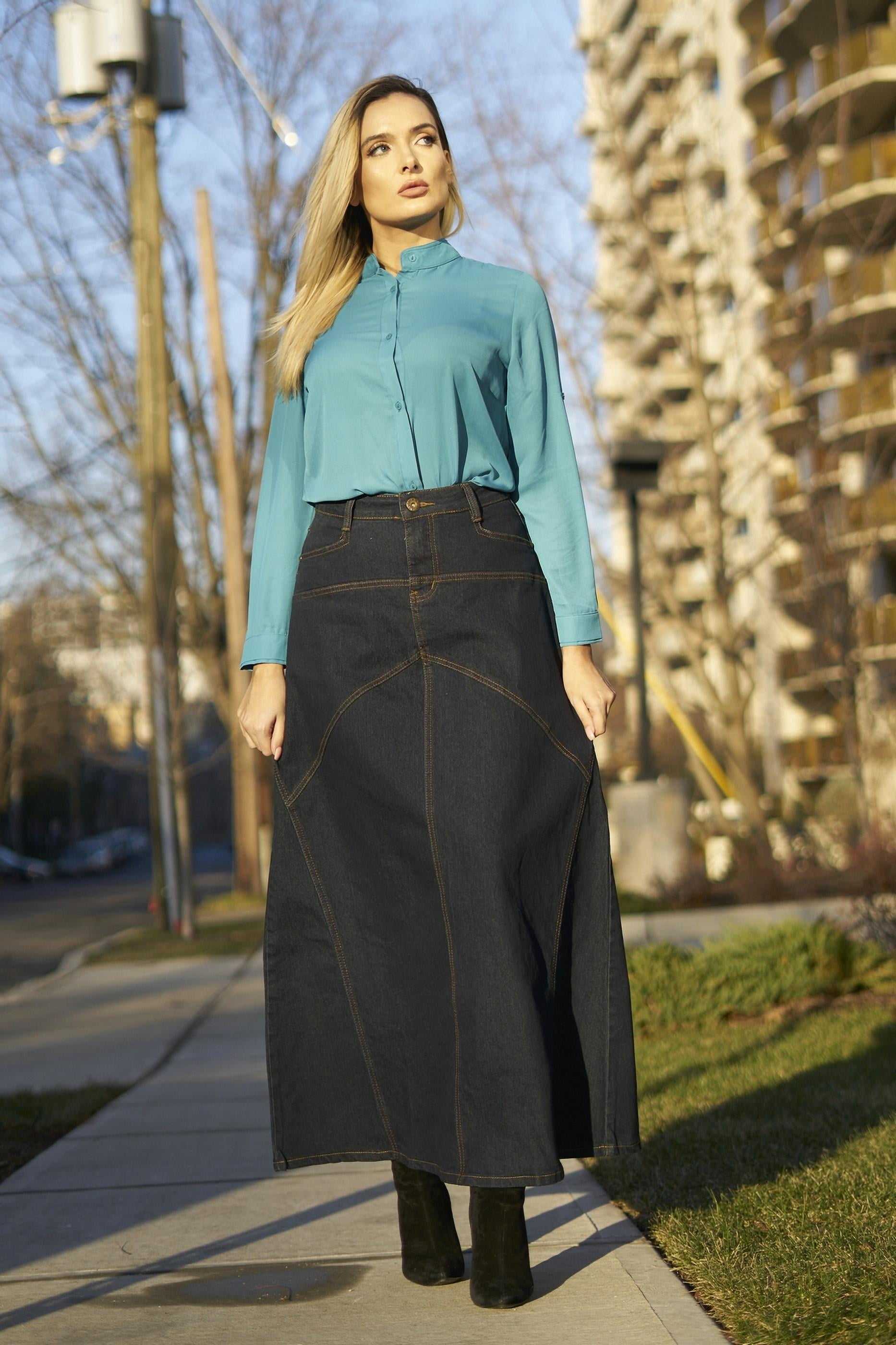 Denim skirt size 32 sale
