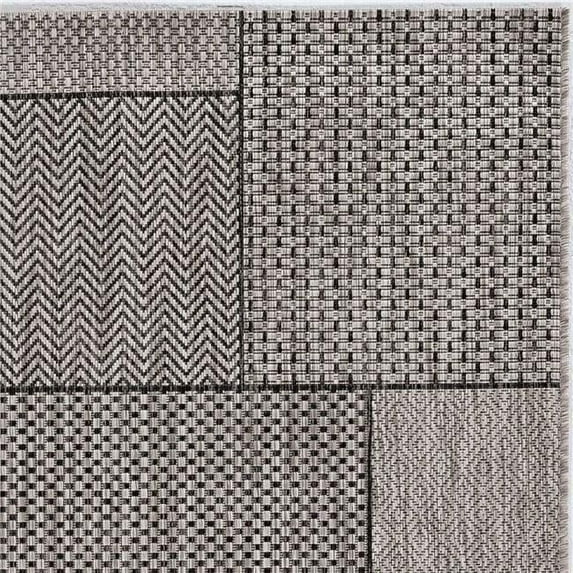 39 x 59 in. Grey Polypropylene Rug