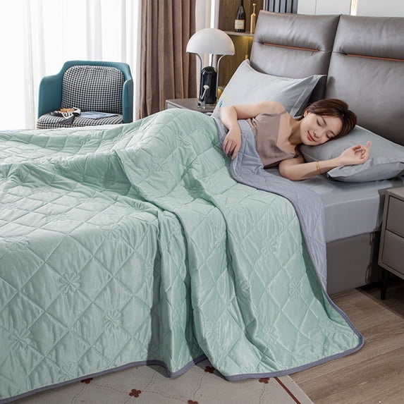 39 x 60 Inch Polyester Twin Quilt, Lightweight All-Season Coverlet, Navy Blue Purple Mint Green