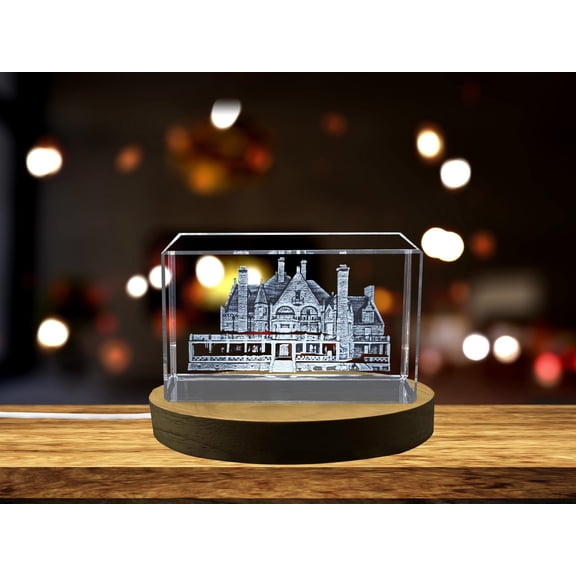 3D Engraved Crystal Craigdarroch Castle Sculpture | Architectural Landmark Souvenir Gift