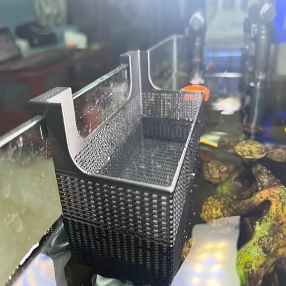 3D Fish Tank Breeding Box for Guppy Betta Fry Hatching Isolation