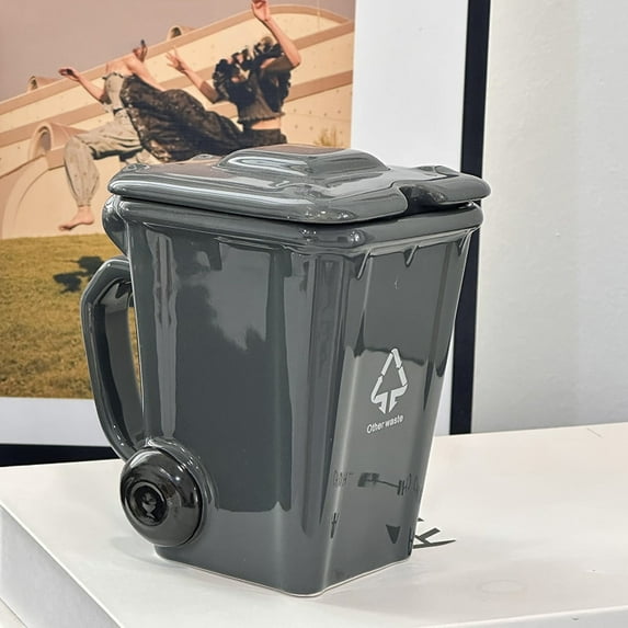 3D Mugs, Funny Recycling Bin Coffee Mug, Ceramic Trash Can Shaped Mug with Lid, Novelty Cups for Office, Coworkers, Home Desk, Daily Use Water Tea Coffee Cup, Creative Gifts