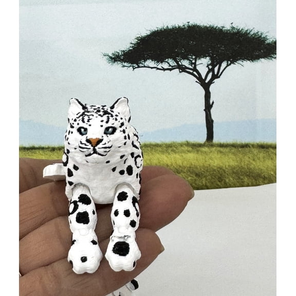 3D Printed Animal Creatures, White Articulated Leopard Fidget Animal for Home/Office Desk Decoration