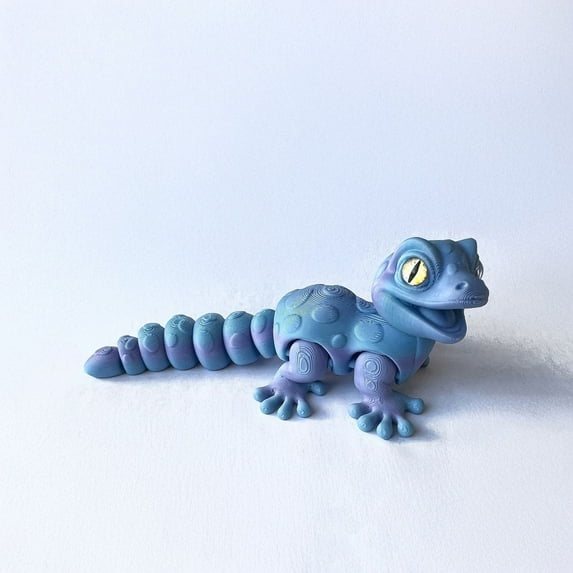 3D Printed Mini Gecko Desktop Ornament Realistic Gradient Color Model Toy with Detailed Eyes for