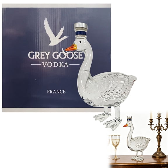 3D Sculpted Goose Glass Bottle Decorative Glass Display Bottle, Unique Animal Shaped Collectible Container for Home Bar Shelf Decor, Kitchen Counter Display, Gift for Collectors and Animal Lover