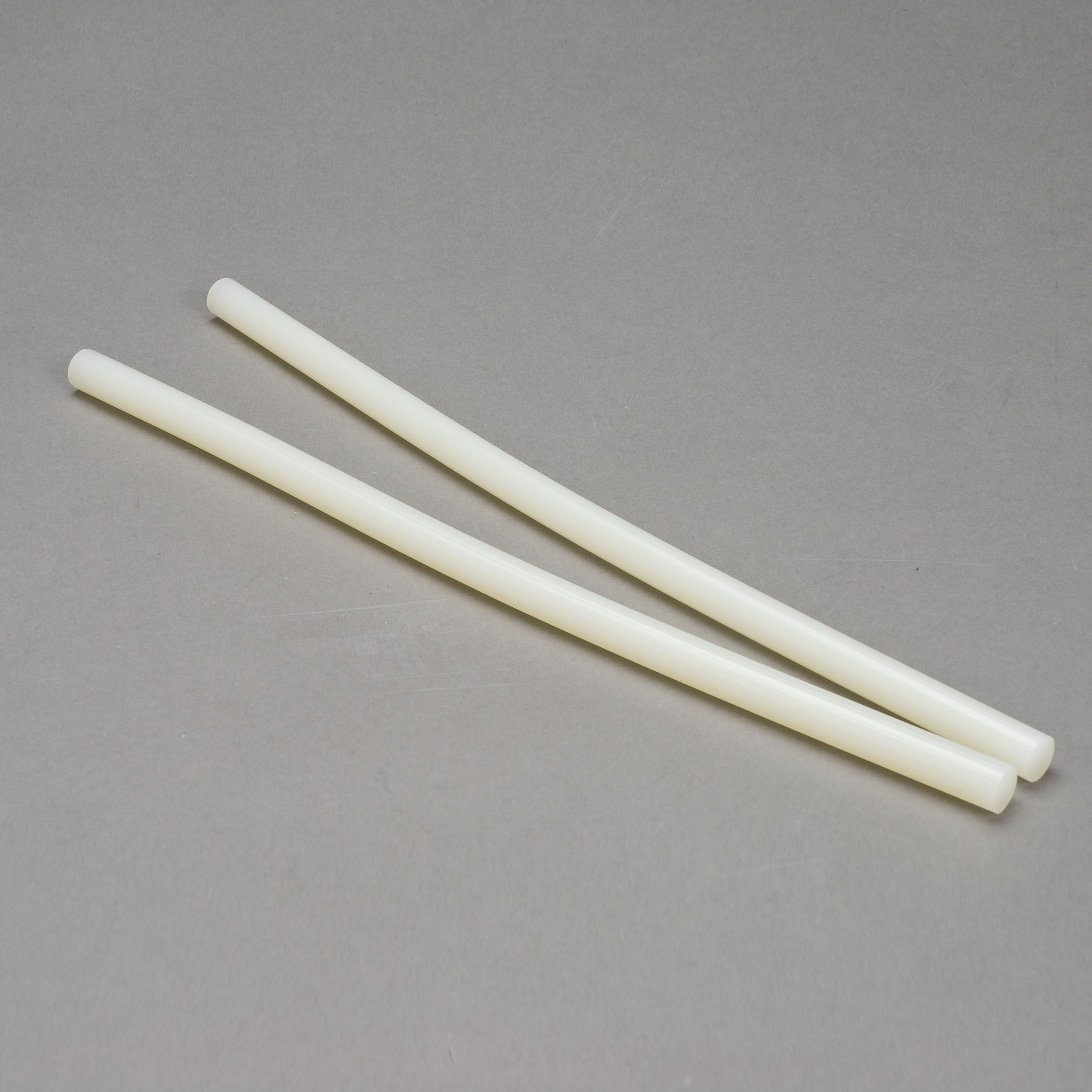3M Hot Melt Adhesive 3762 LM AE Light Amber, .45 in x 12 in Stick (11 lb), 1 per case