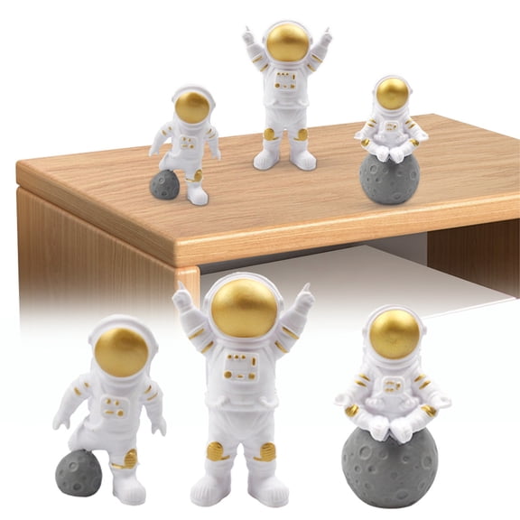 3Pcs Astronaut Figurines Cake Topper Outer Space Cake Decoration,Astronaut Figure Sculpture Toy,Spaceman Model Display Miniature Astronaut Toys Set,Mini Astronaut Models Creative Car Interior Decor,B