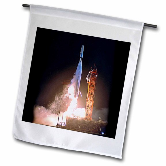 3dRose, Astronauts and Rockets - Mariner 1 Launch to Venus, 12 x 18 inch Garden Flag